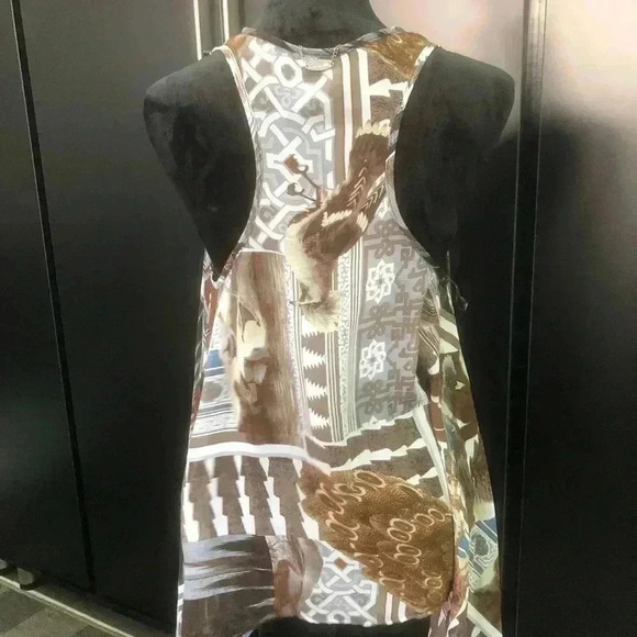 Ali & Kris Sheer Long Coverup Handkerchief hem, Racerback,Cardinal print,light - Picture 5 of 7